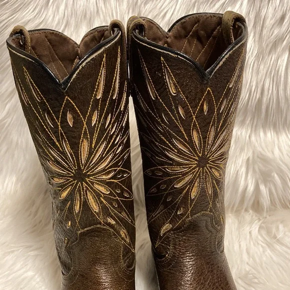 SOLD ❌Vintage ACME - Cowboy Boots Brown Leather w Gold Design Narrow Cowgirl - Picture 5 of 13